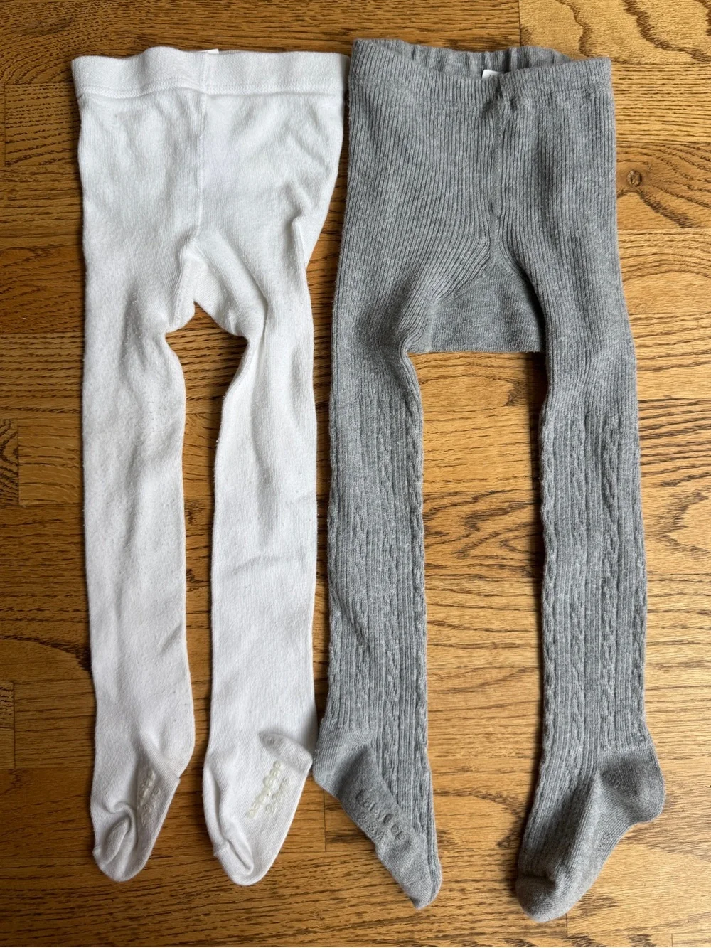 Gap Cable Knit Tights Sweater Stockings Bear Butt White and Grey 2-3 Years